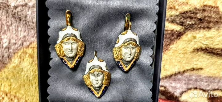 Серебряный комплект