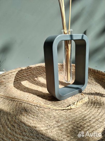 Ваза с колбой