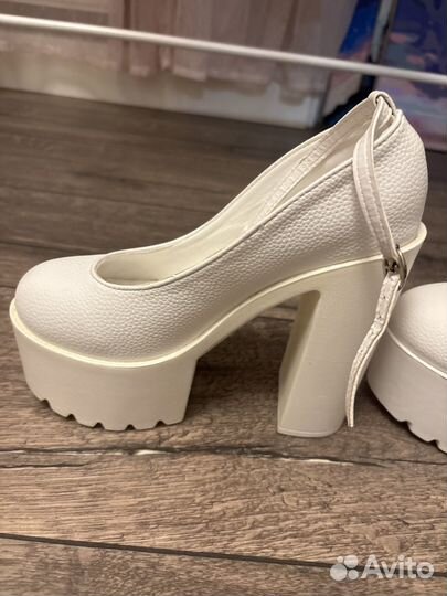 Туфли женские