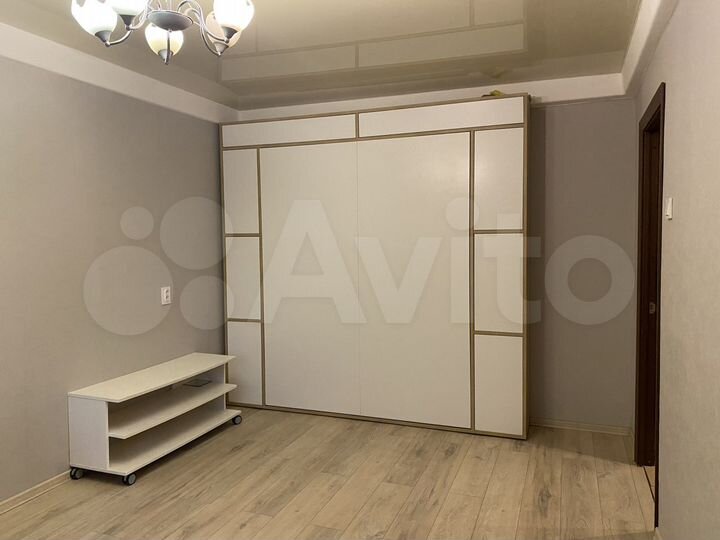 3-к. квартира, 59 м², 1/9 эт.