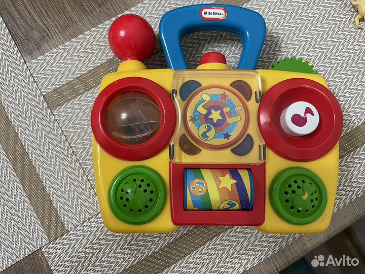 Музыкальные игрушки для малышей