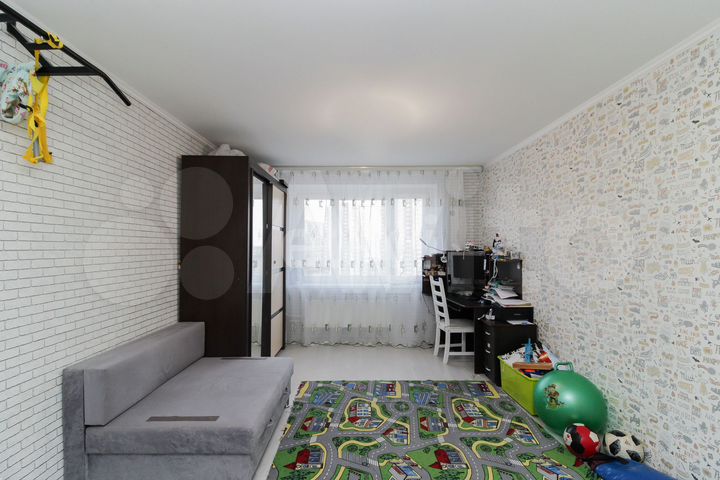 3-к. квартира, 90 м², 10/14 эт.