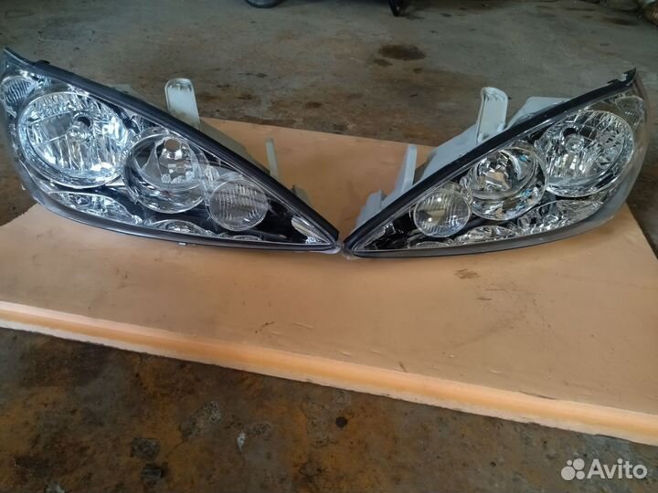 Фары на toyota camry 30