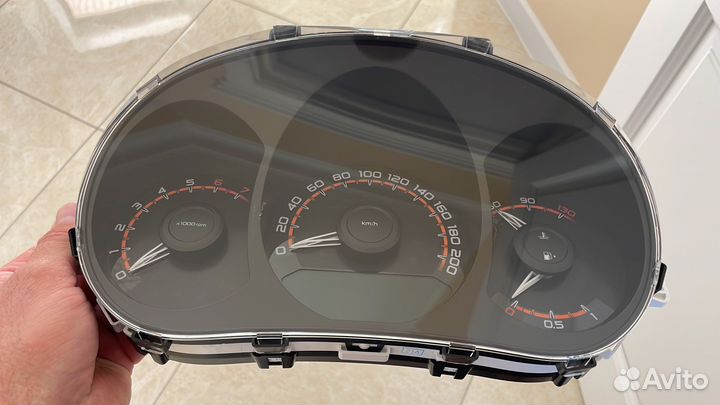 LADA vesta 2022 панель приборов