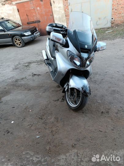 Suzuki sky wave 650 LX