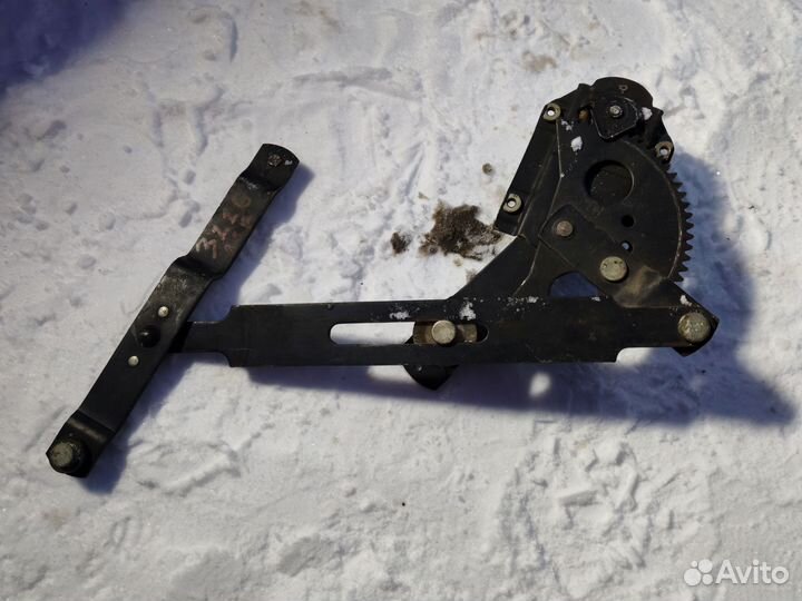 Стеклоподьемник механический газ(Волга)