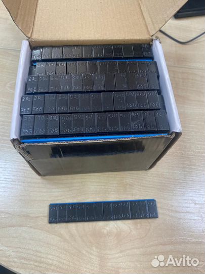 Грузики балансировочные самоклеющиеся