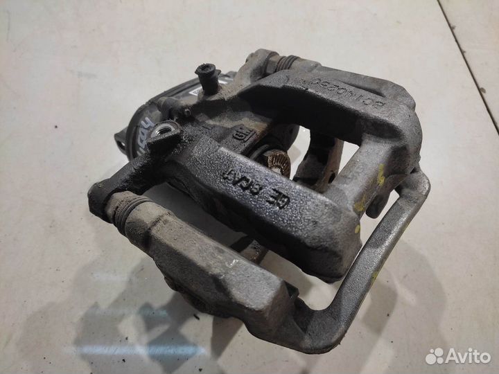 Суппорт (задний, левый) (Chevrolet Camaro VI)