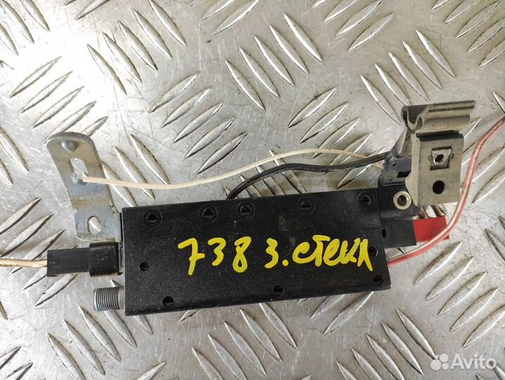 Усилитель антенны Audi 80/90 1986 1991