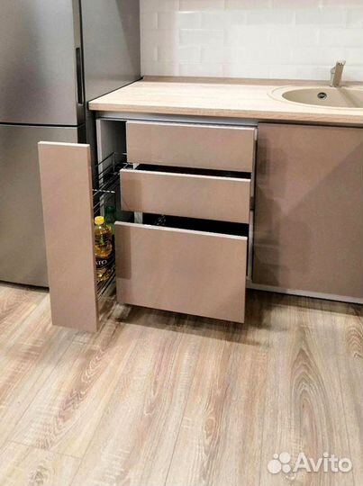 Кухня хайтек по вашим размерам