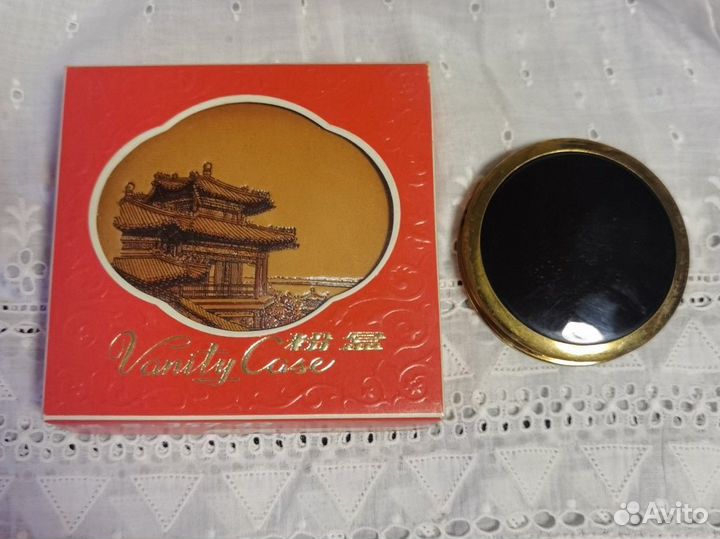 Пудреница, зеркало винтажные