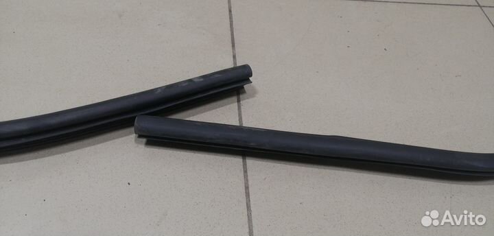 Уплотнитель (внутри) Focus II 2005-2008