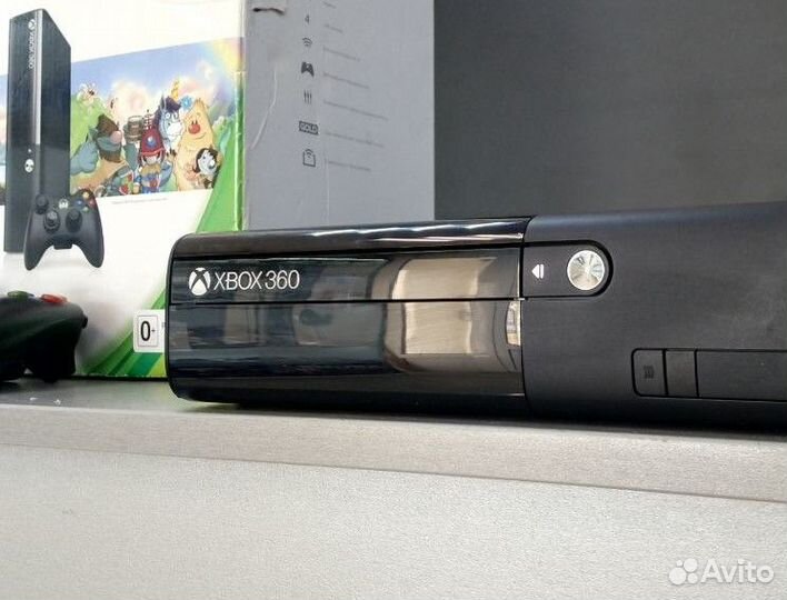 Игровая приставка Xbox 360E 500GB с коробкой