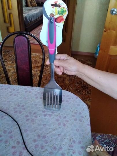 Лопатка с прорезями