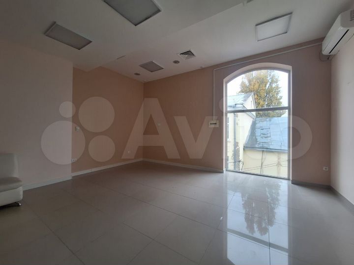 Свободного назначения 25 м² и 40 м²