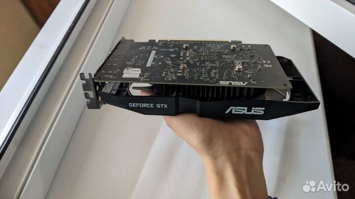 Видеокарта nvidia GTX 1050 4GB