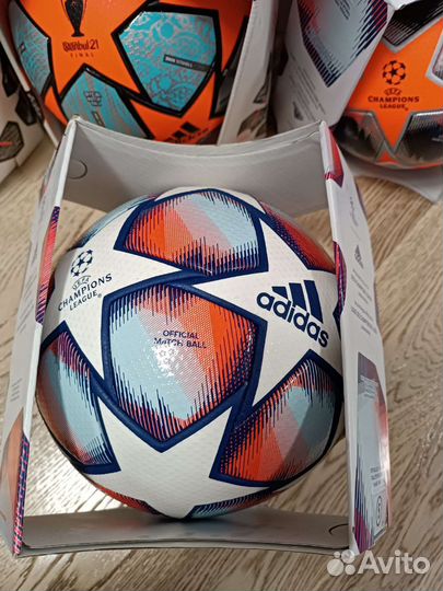 Футбольный мяч adidas лига чемпионов Istanbul 2021