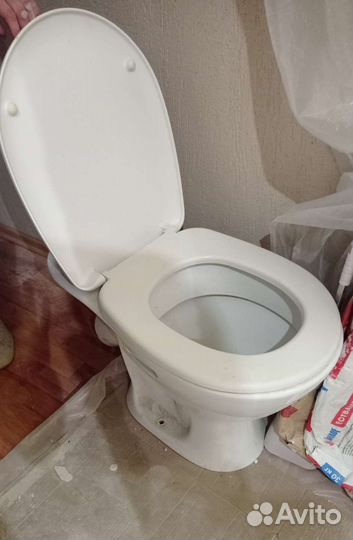 Унитаз с бачком бу