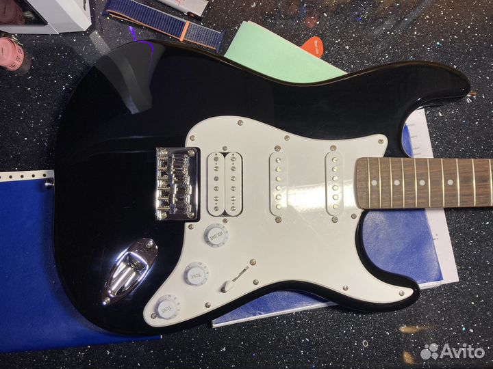 Электрогитара fender squier bullet strat