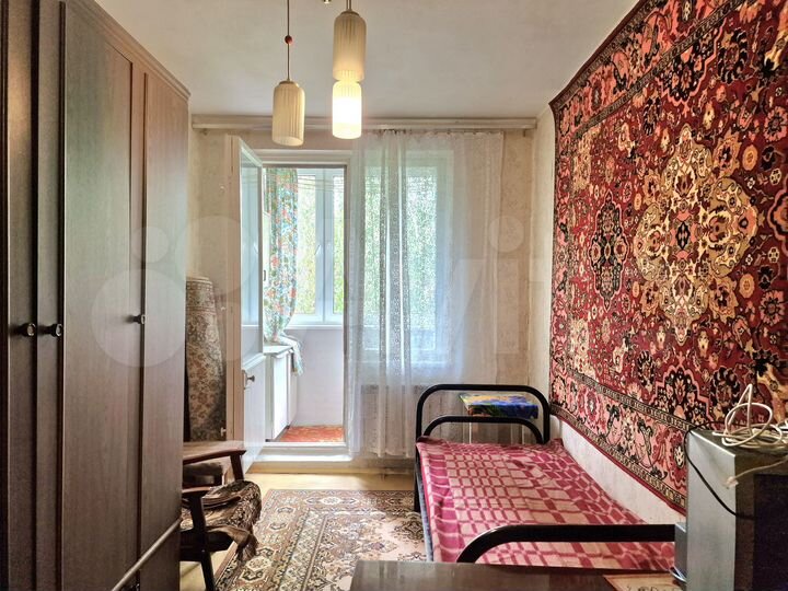 Комната 12 м² в 3-к., 6/9 эт.