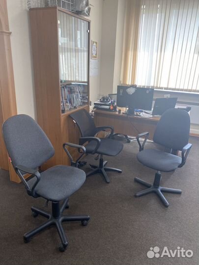 Офисное кресло бу бесплатно