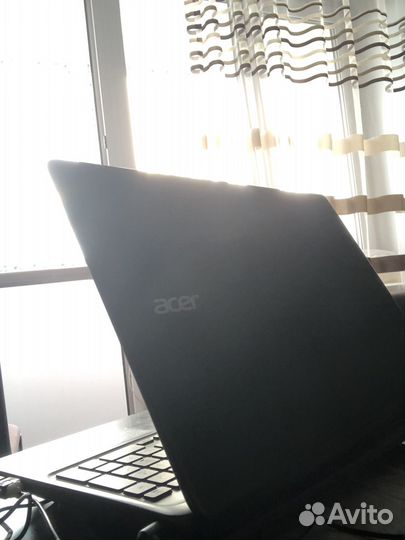 Игровой ноутбук acer E1-570G