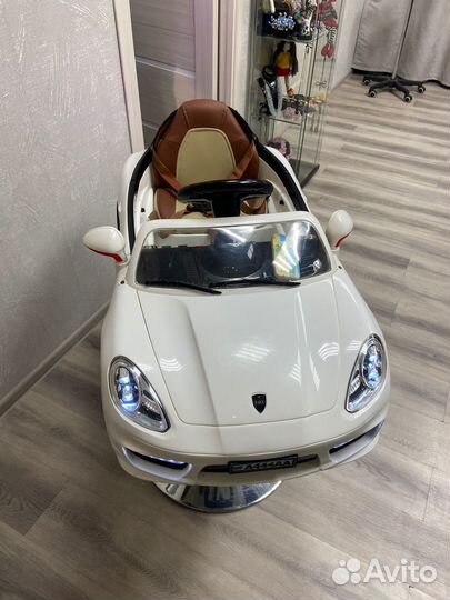 Детское парикмахерское кресло машинка