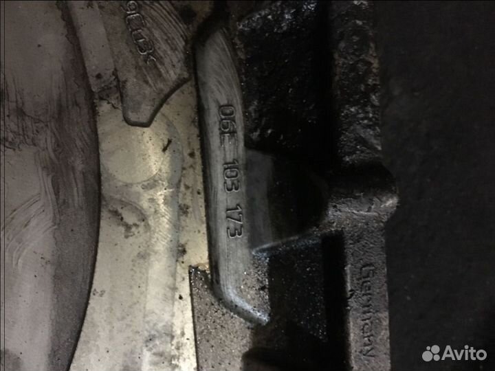 Задняя часть двигателя Ауди А6 С6 4F 2.4 BDW