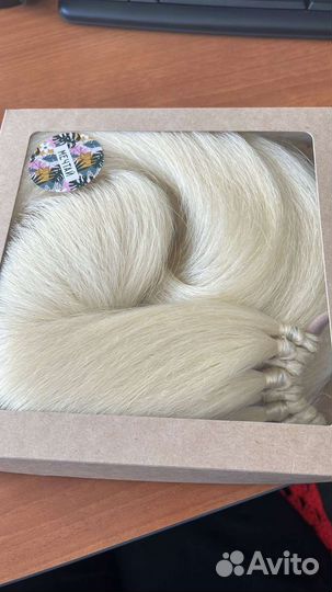Хвост на резинке блонд новый