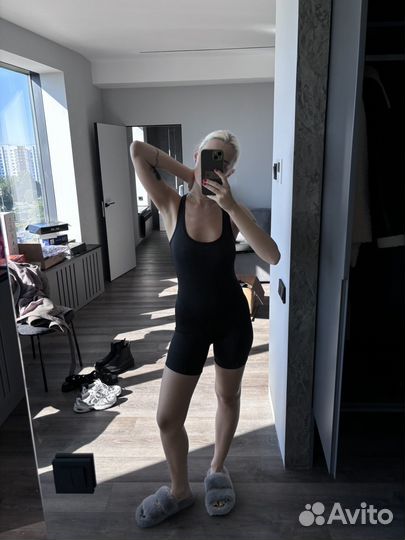 Комбинезон святая