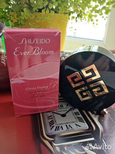 Парфюмерная вода женская