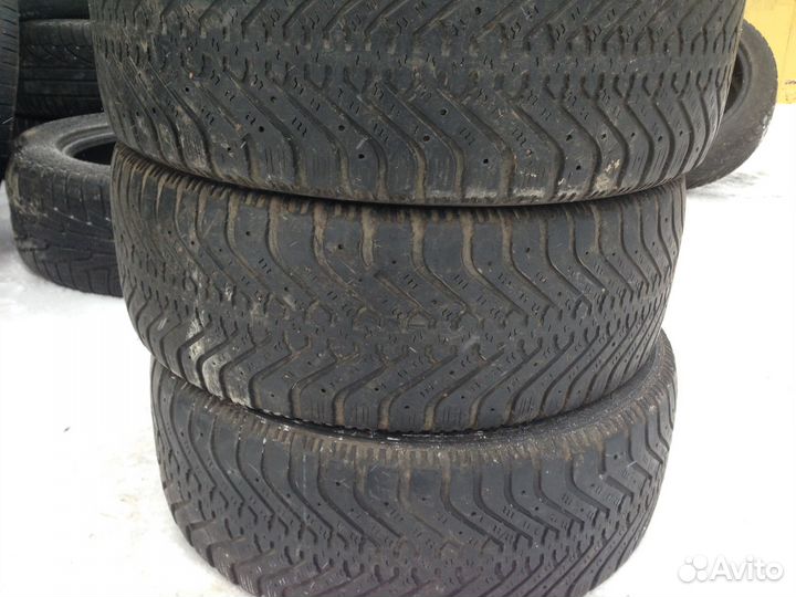 Goodyear UltraGrip Ice 215/55 R17