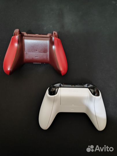 Xbox One S 1tb с играми и два геймпада