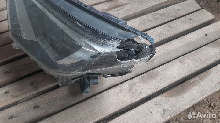 Решетка бампера передняя Toyota rav 4 CA40