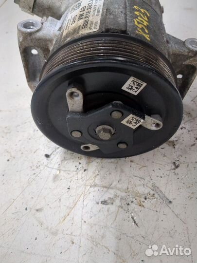 Компрессор кондиционера Skoda Octavia (A7)