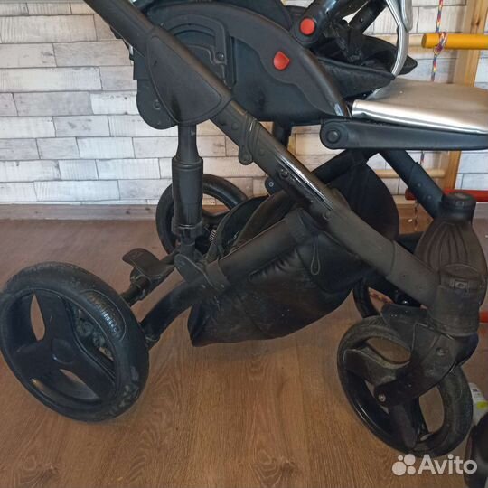 Коляска 3 в 1 Verdi Mirage Limited Silver серебро