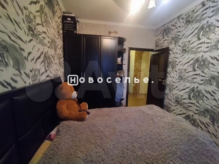 3-к. квартира, 90 м², 4/9 эт.