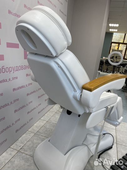 Педикюрное кресло P44