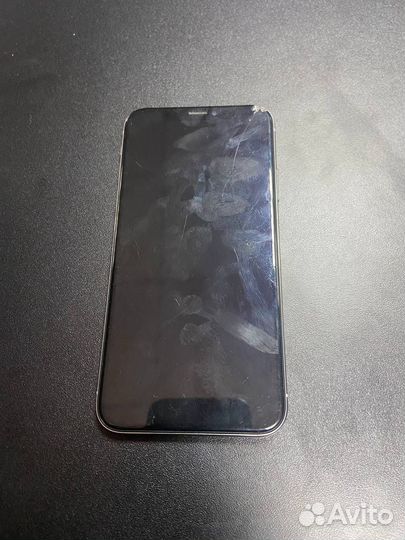 Телефон iPhone 10 256г