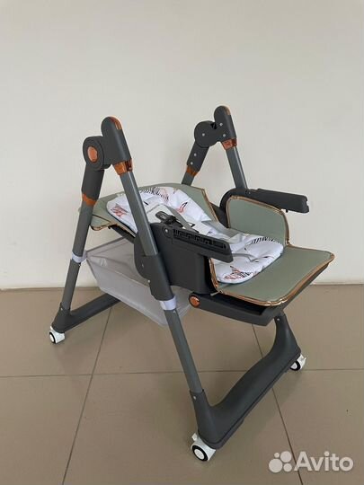 Стульчик для кормления luxmom G63