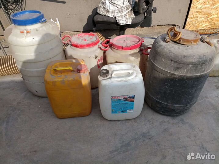 Канистры пластиковые бу