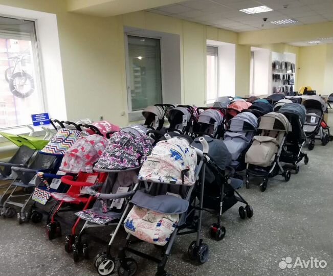 Коляски большой выбор в наличии