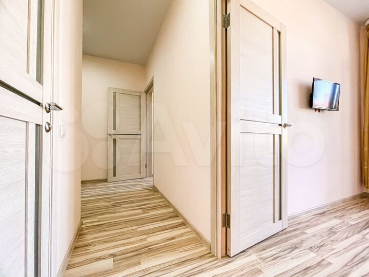 2-к. квартира, 49 м², 1/3 эт.