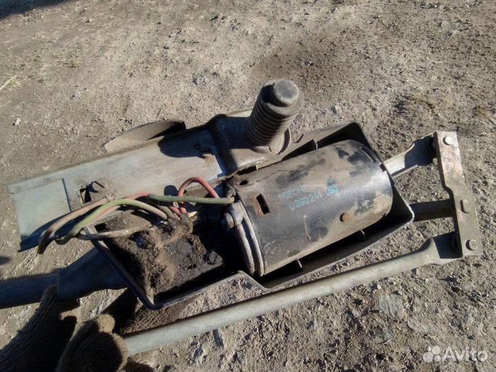 Трапеция дворников с моторчиком bmw е28