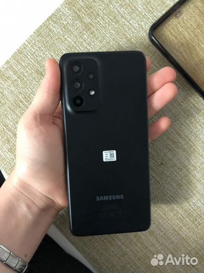 Телефон Samsung а33