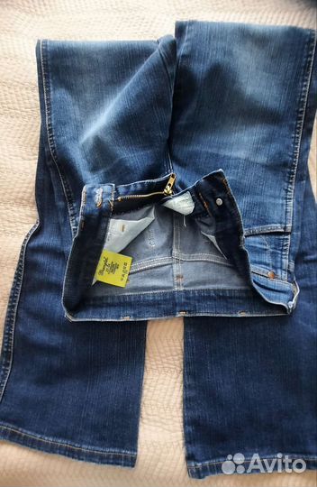 Джинсы