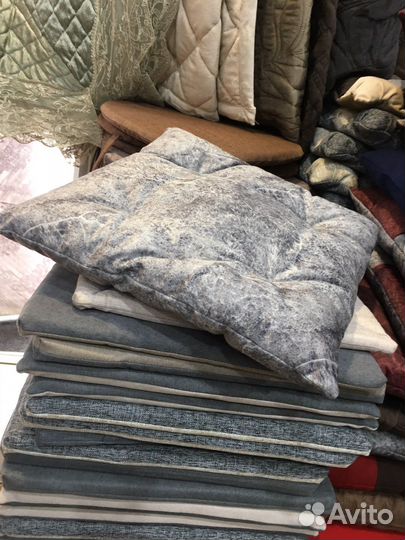 Сидушки на стулья и табуретки