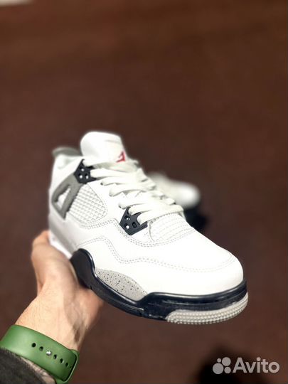 Кроссовки NikeAir Jordan 4 Retro OG 'White Cement