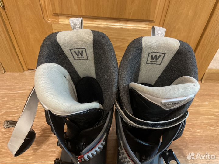 Горнолыжные ботинки salomon