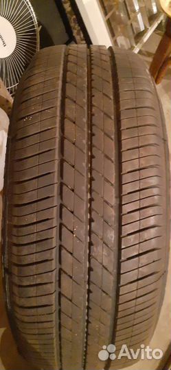 Goodyear Eagle Touring 215/55 R16